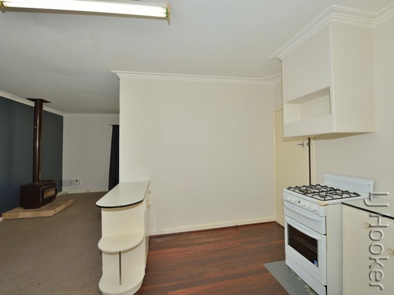 30 Service Street, Mandurah WA 6210