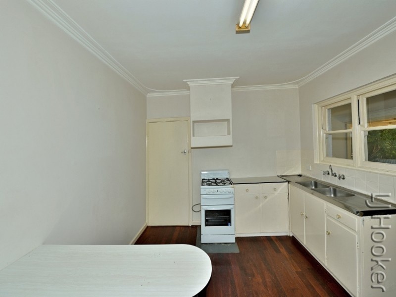 30 Service Street, Mandurah WA 6210