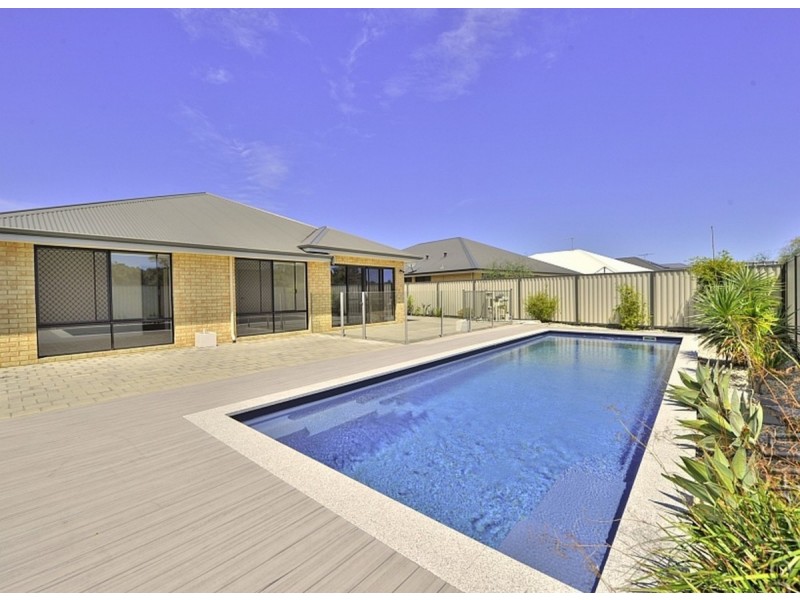 15 Eglinton Terrace, Dudley Park WA 6210