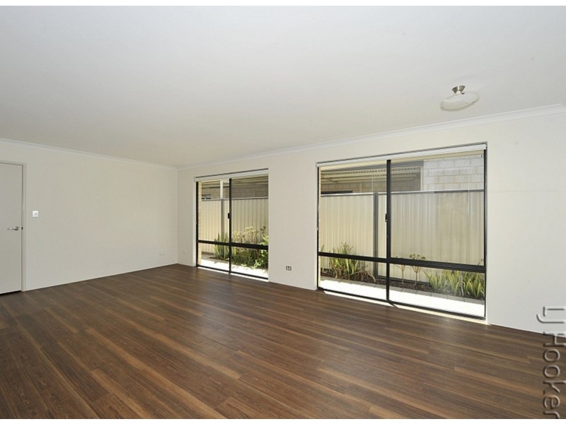 15 Eglinton Terrace, Dudley Park WA 6210