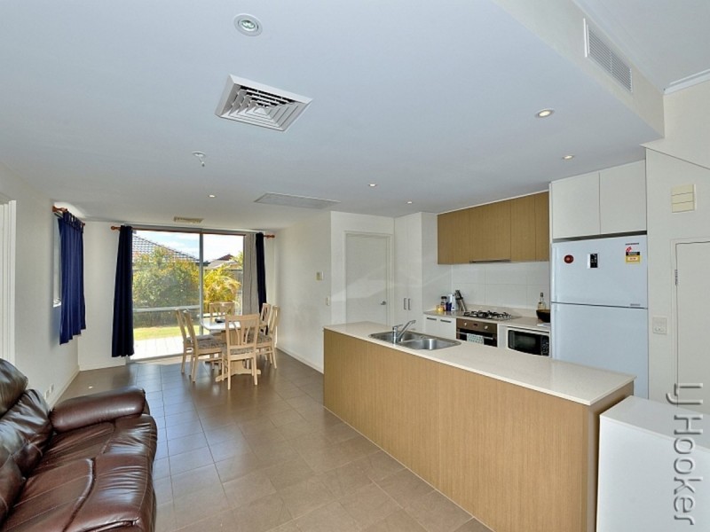 56 Middleton Loop, Meadow Springs WA 6210