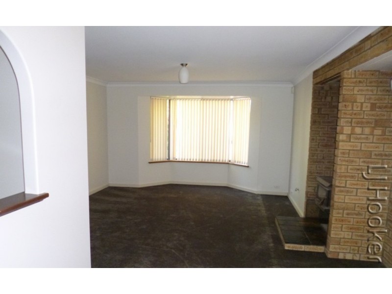 35 Elderberry Circle, Halls Head WA 6210