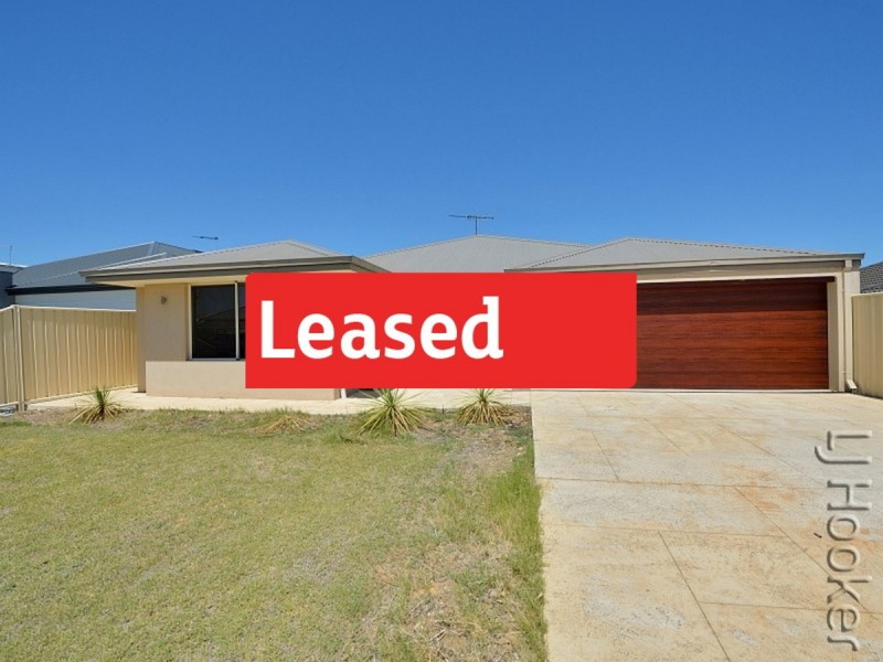 17 Rayner Promenade, Lakelands WA 6180