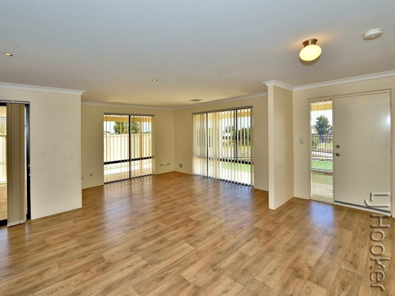 48 Cawana Parkway, Lakelands WA 6180