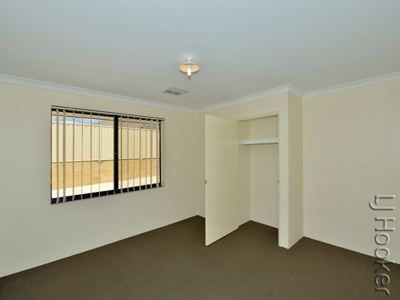 48 Cawana Parkway, Lakelands WA 6180