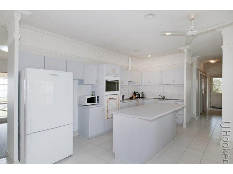 35 Orestes Street, San Remo WA 6210