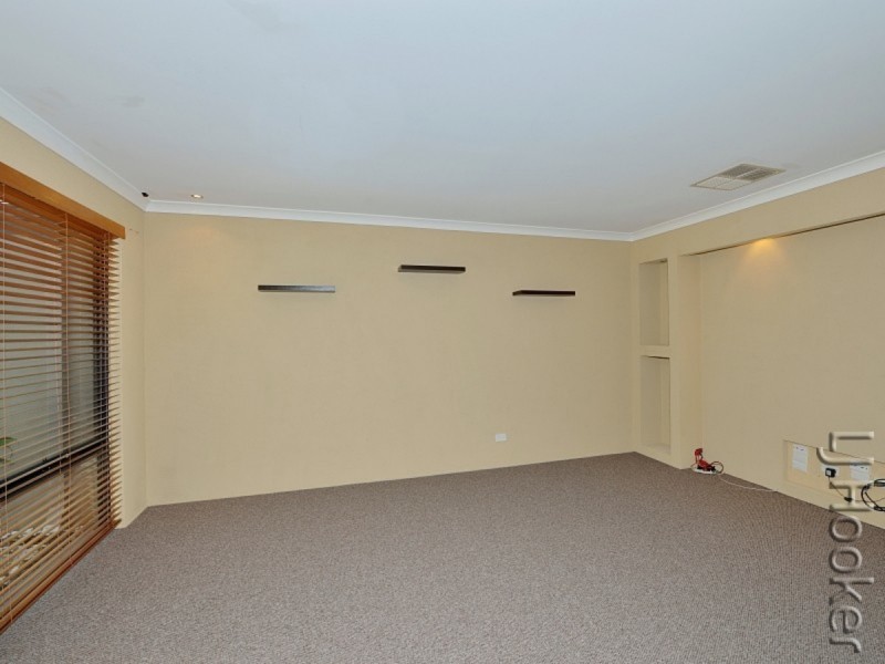 3 Anniston Loop, Meadow Springs WA 6210