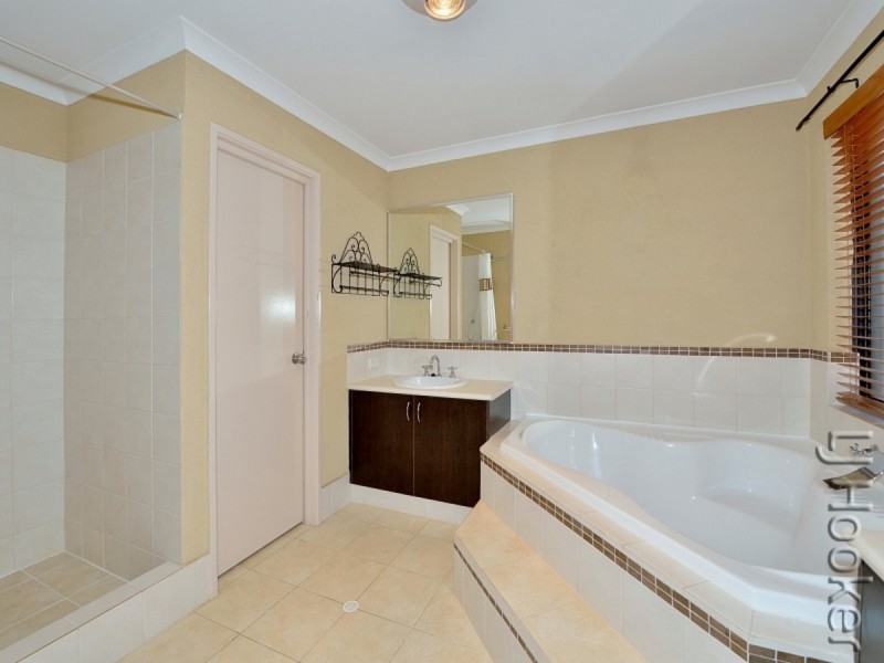 3 Anniston Loop, Meadow Springs WA 6210