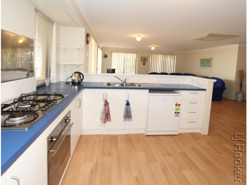 14 Britawast Road, Madora Bay WA 6210