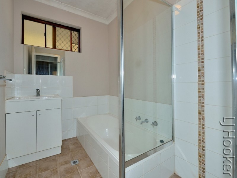 25 Hennessy Place, Mandurah WA 6210