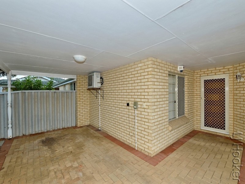 1/5 Reynolds Avenue, Greenfields WA 6210