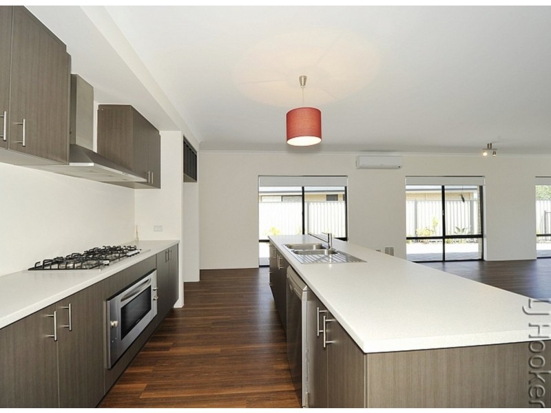 15 Eglinton Terrace, Dudley Park WA 6210