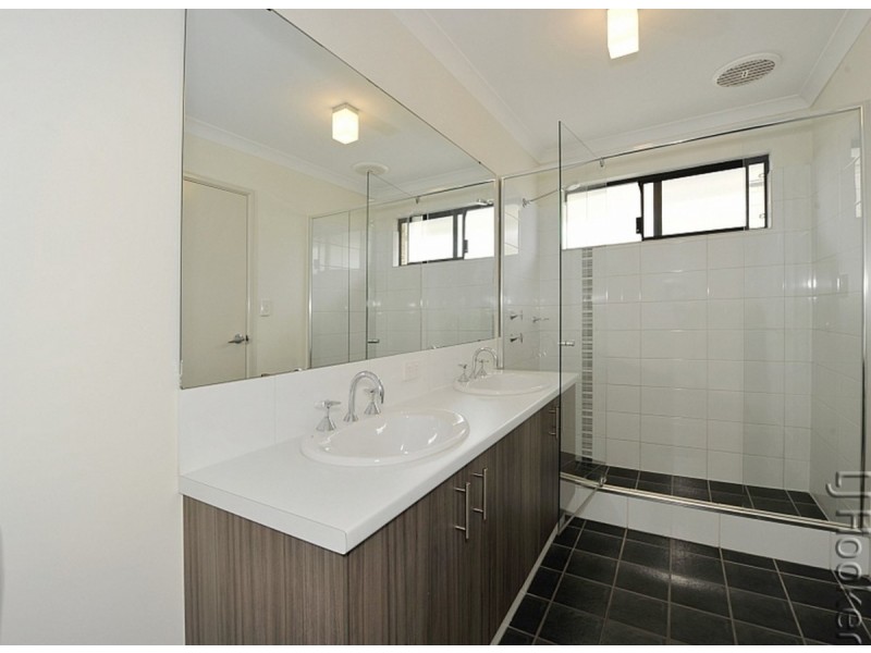 15 Eglinton Terrace, Dudley Park WA 6210