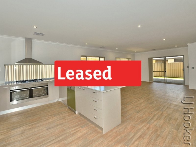 13 Crimson Road, Karnup WA 6176