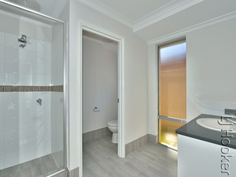 13 Crimson Road, Karnup WA 6176