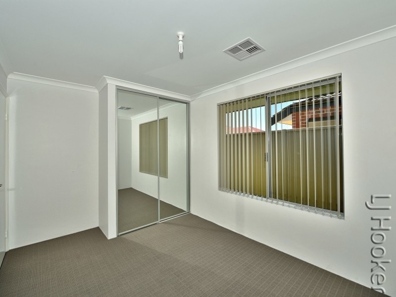 13 Crimson Road, Karnup WA 6176