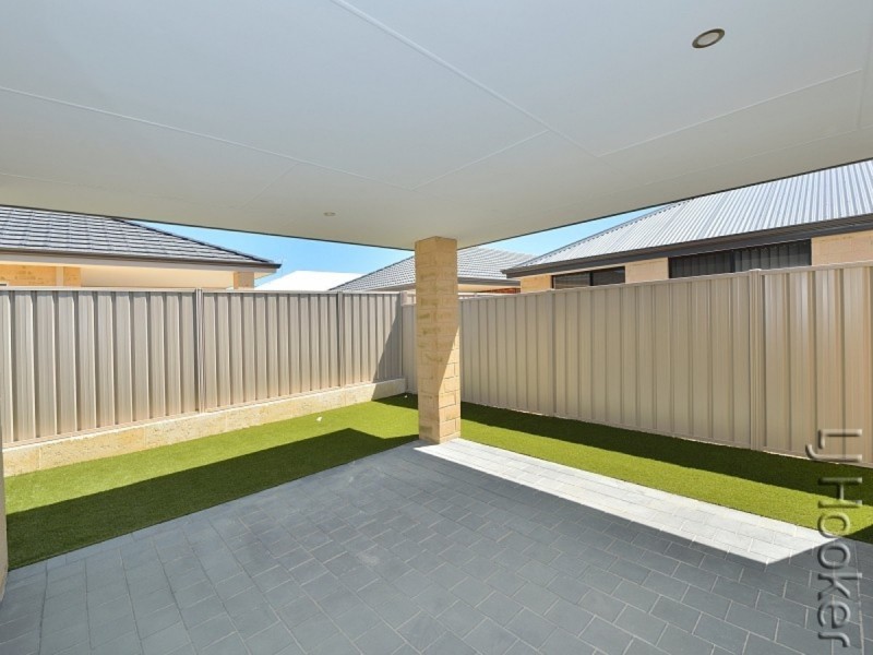 13 Crimson Road, Karnup WA 6176