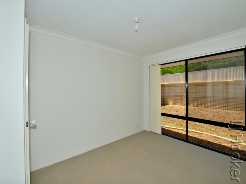 22 Tamarisk Drive, Halls Head WA 6210