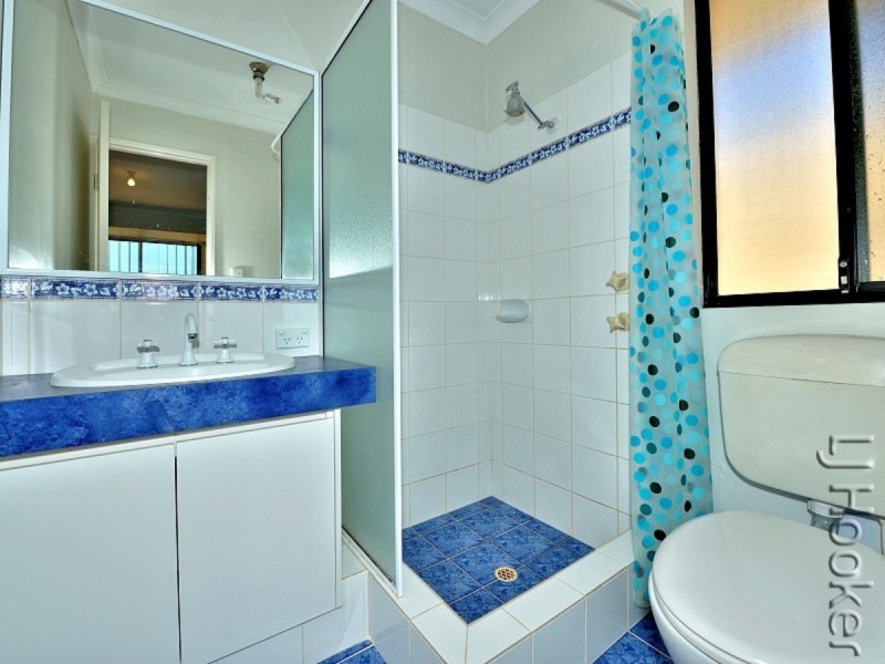 22 Tamarisk Drive, Halls Head WA 6210