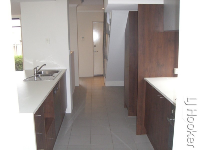 39/1 Mariners Cove Drive, Dudley Park WA 6210