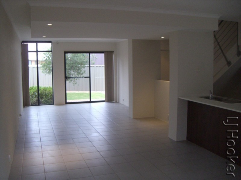 39/1 Mariners Cove Drive, Dudley Park WA 6210