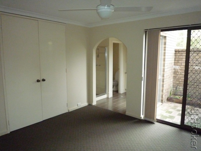 54 Peelwood Parade, Halls Head WA 6210