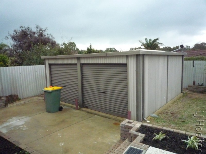 54 Peelwood Parade, Halls Head WA 6210