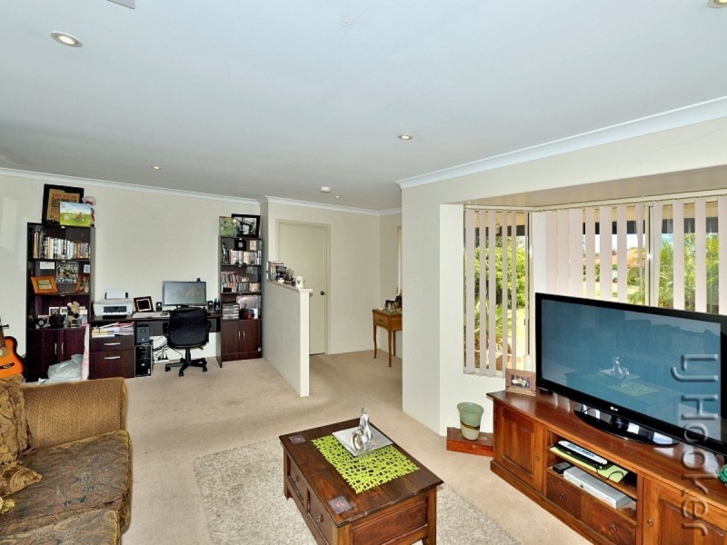 15 Rousham Crescent, Erskine WA 6210