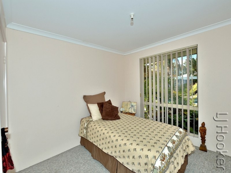 15 Rousham Crescent, Erskine WA 6210