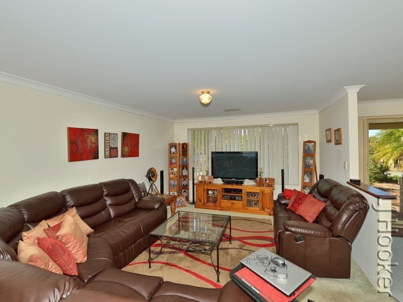 4 Waterston Place, Erskine WA 6210