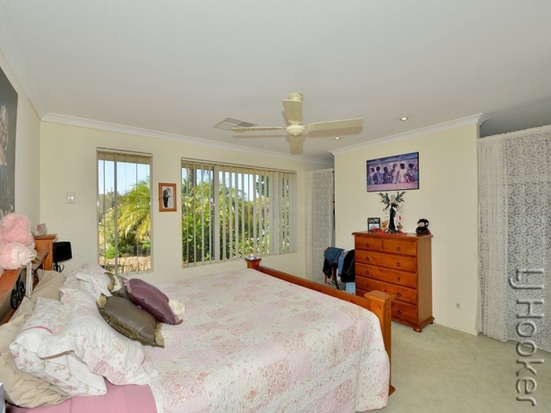 4 Waterston Place, Erskine WA 6210