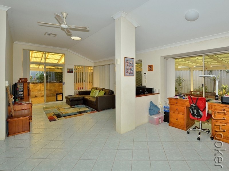 4 Waterston Place, Erskine WA 6210