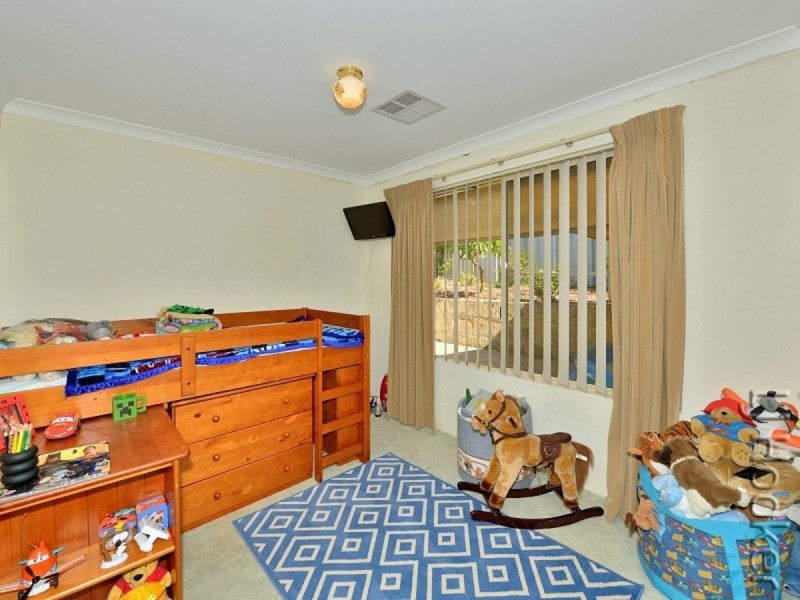 4 Waterston Place, Erskine WA 6210