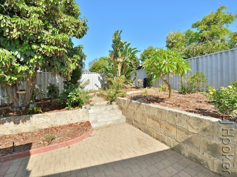 4 Waterston Place, Erskine WA 6210