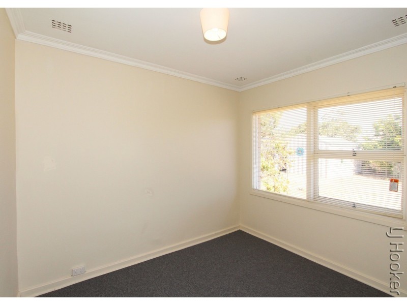 23 Eacott Street, Mandurah WA 6210