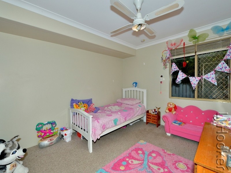 18 Magnolia Rise, Halls Head WA 6210
