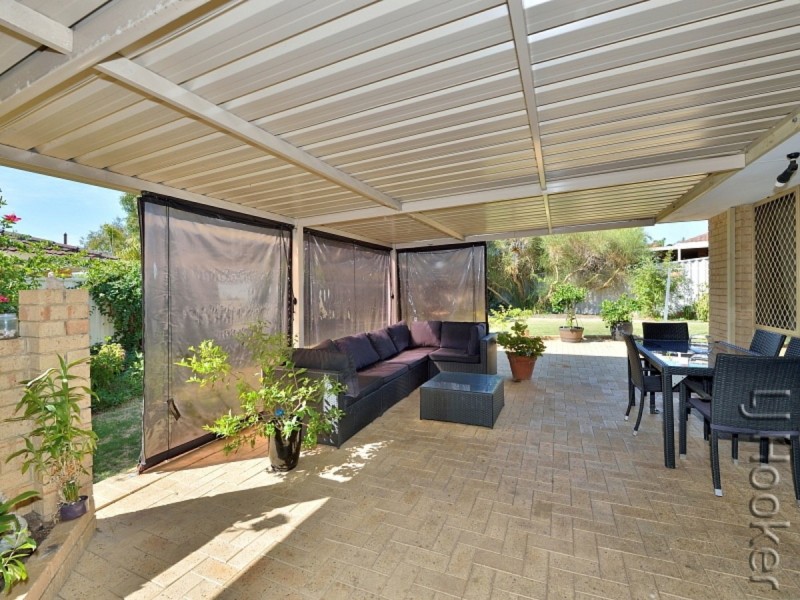 18 Magnolia Rise, Halls Head WA 6210