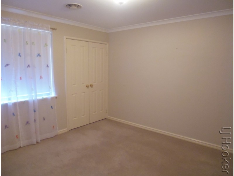 24 Montego Way, Halls Head WA 6210