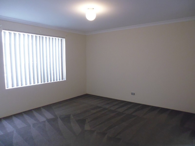 19 Golden Grove, Coodanup WA 6210