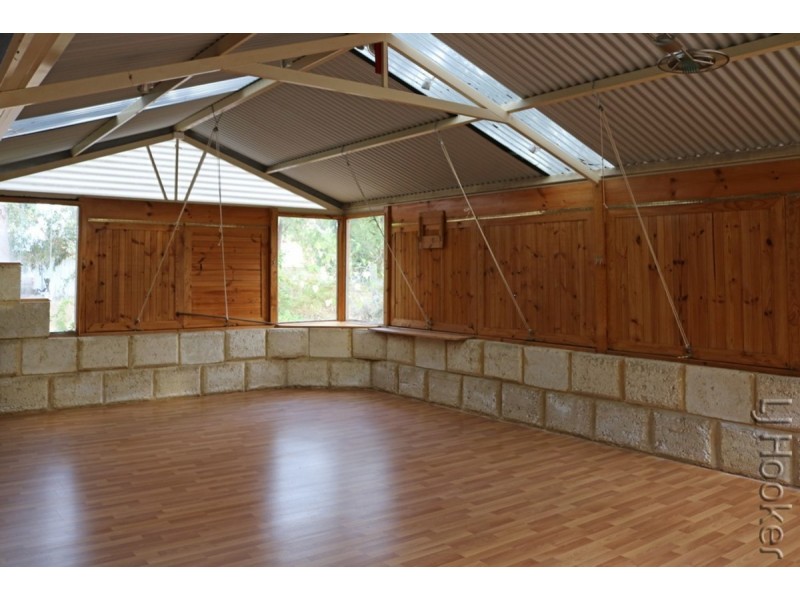 32 Victoria Circle, Greenfields WA 6210