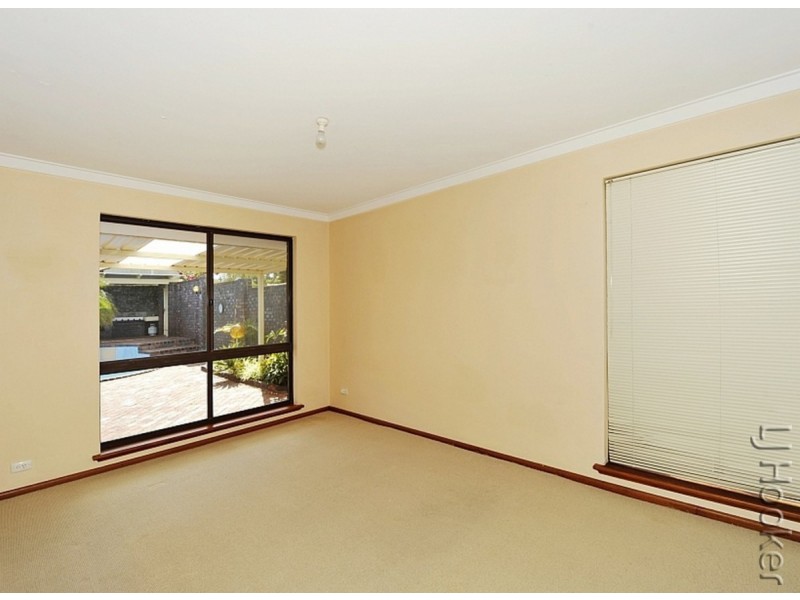 66 Mclarty Road, Halls Head WA 6210