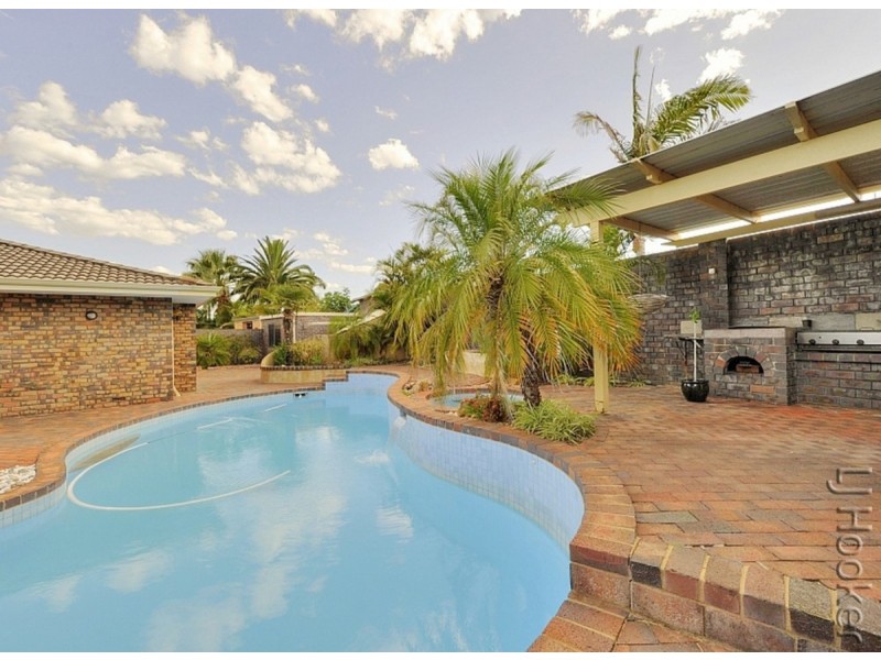 66 Mclarty Road, Halls Head WA 6210