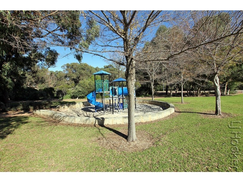 16 Eliza Pass, Madora Bay WA 6210