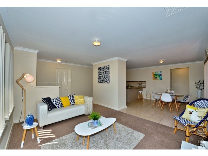 1/66 Bennett Brook Circle, Greenfields WA 6210