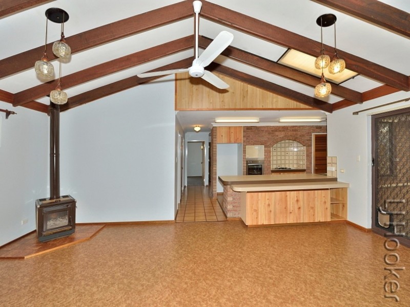 6 Breaker Close, Silver Sands WA 6210