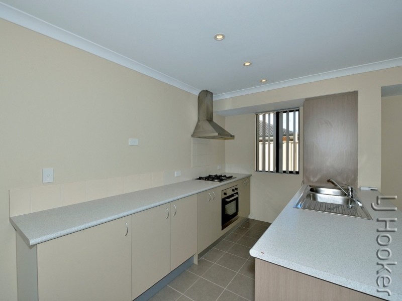 24 Geographe Bay Pass, Secret Harbour WA 6173