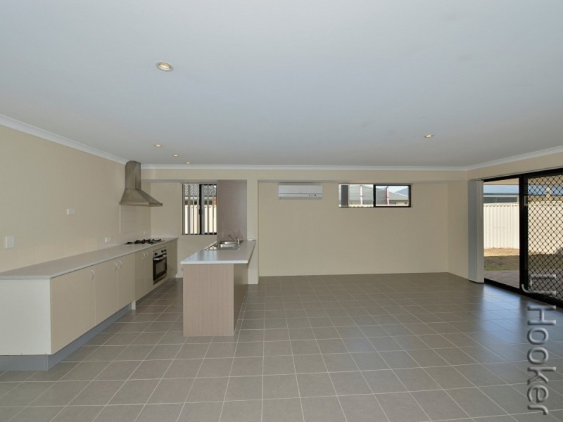 24 Geographe Bay Pass, Secret Harbour WA 6173