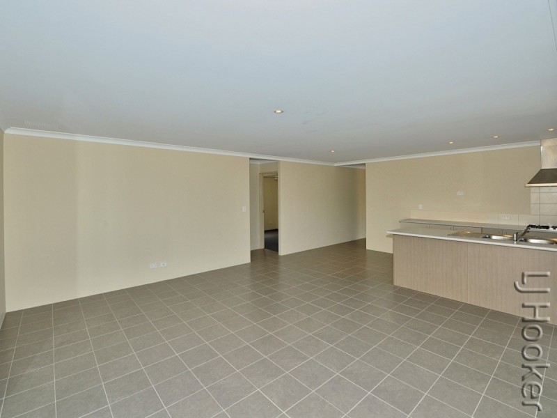 24 Geographe Bay Pass, Secret Harbour WA 6173