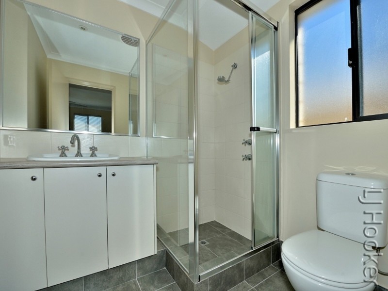 24 Geographe Bay Pass, Secret Harbour WA 6173