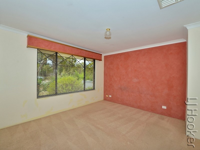 19 Newport Drive, Dudley Park WA 6210